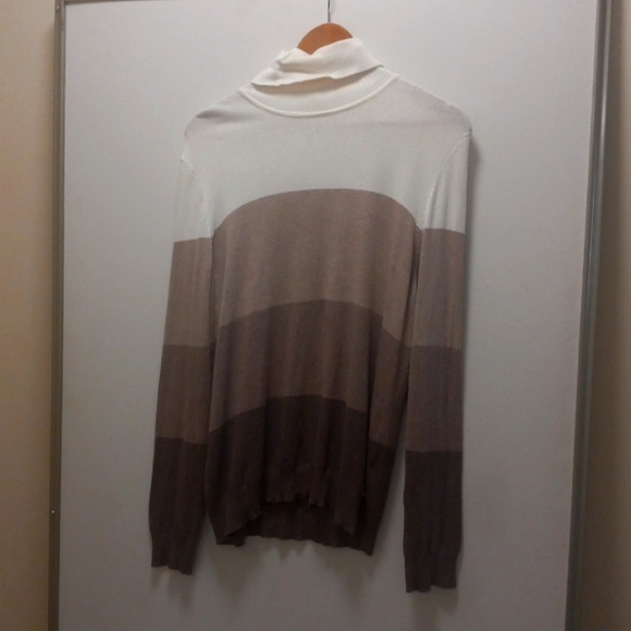 Calvin Klein Turle Neck - Picture 1 of 4